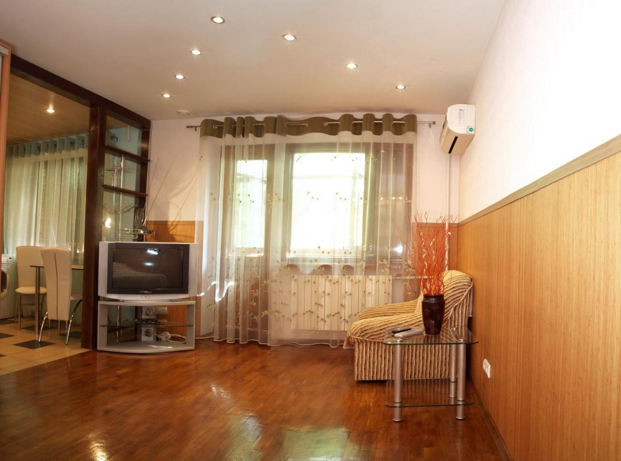 Apartment In The City Center Ντνιπροπετρόφσκ Εξωτερικό φωτογραφία