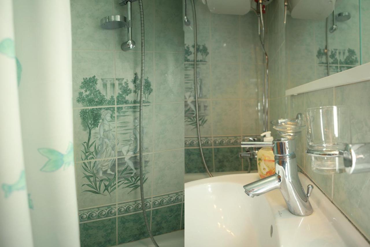 Apartment In The City Center Ντνιπροπετρόφσκ Εξωτερικό φωτογραφία